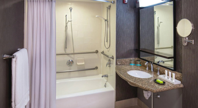 Двухместный номер Standard Le Meridien Boston Cambridge