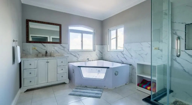 Коттедж с 4 комнатами Luxury Getaway with Pool and Amazing Ocean view - Montego Bay