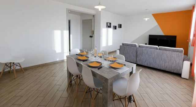 Appart'Hôtel - l'île en mouvement, 预订 公寓式酒店 蒙贝利亚 杜省