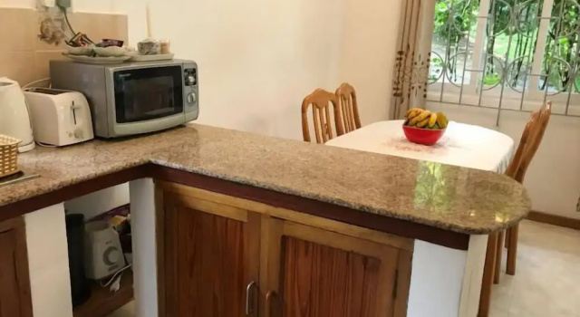 Апартаменты Tropical Garden Self Catering