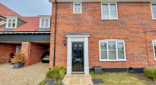 Number 51, Halesworth, Book Hotel Halesworth Suffolk