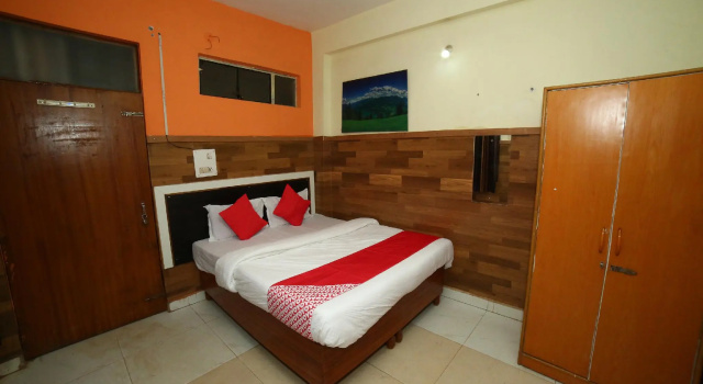 Collection O O 16710 Leelas Guest House, Забронировать Гостевой дом Гвалиор штат Мадхья-Прадеш