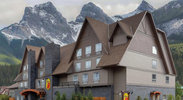 Standard Vierer Zimmer Super 8 by Wyndham Canmore