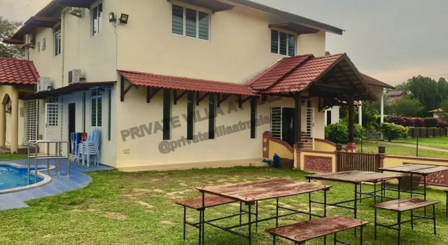 Private Villa With Pool by AZRA, Boek Villa Simpang Empat Melaka, in de buurt van Freeport A'Famosa Outlet Mall