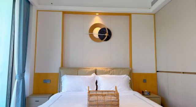 Люкс с 2 комнатами с балконом и с видом на сад Begonia Hotel