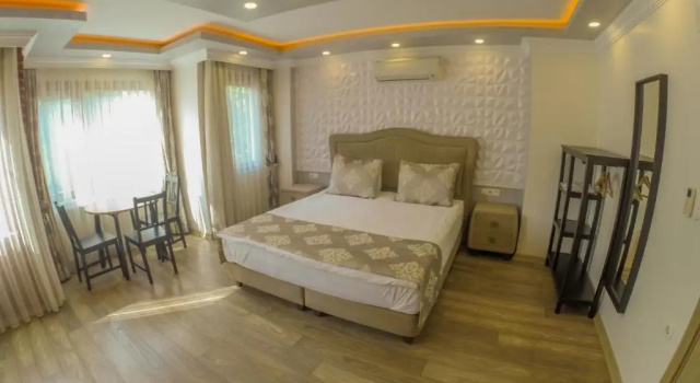 Трёхместный номер Deluxe Meydan Suites