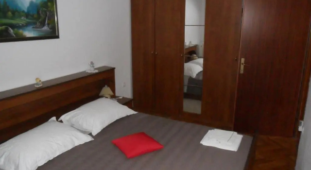 Apartment Amadeus, Забронировать Апартаменты/квартира Апартаменты Ликско-Сеньская жупания, Апартаменты/квартира
