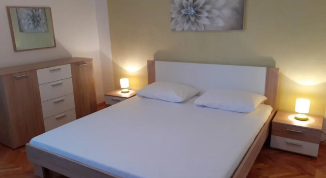 Apartment Ivica, Κράτηση Ξενοδοχείο Arbanija Τρογκίρ