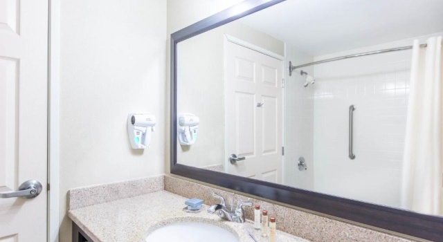 Люкс Wingate by Wyndham (Lexington, VA)