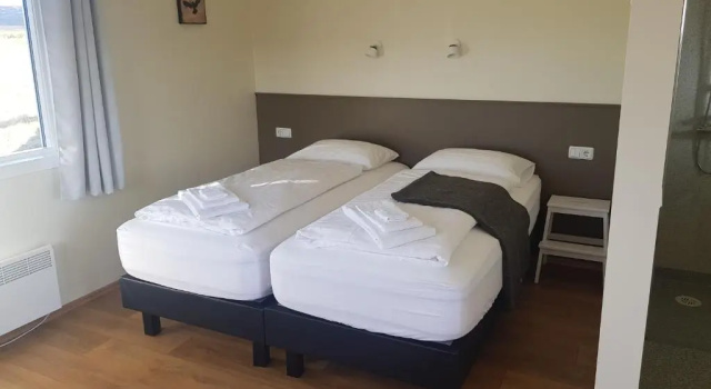 Hjartarstaðir Guesthouse, Забронировать Апартаменты/квартира Эйдар Эйстюрланд