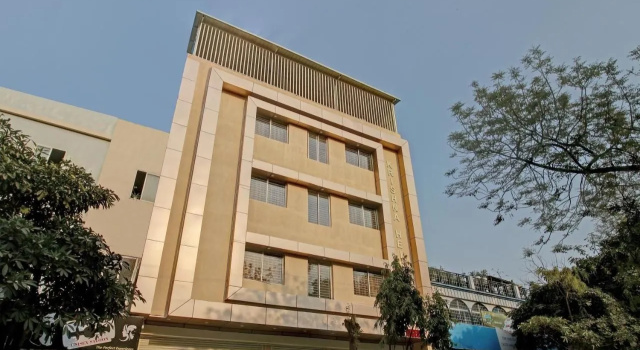 Treebo Krishna Regency ISBT Bus Stop