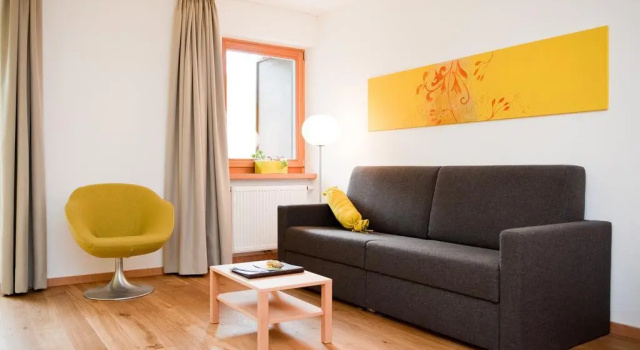 Kreativ Hotel Landhaus Schweigl, Забронировать Отель Отели Burgraviato с бассейном, Бассейн