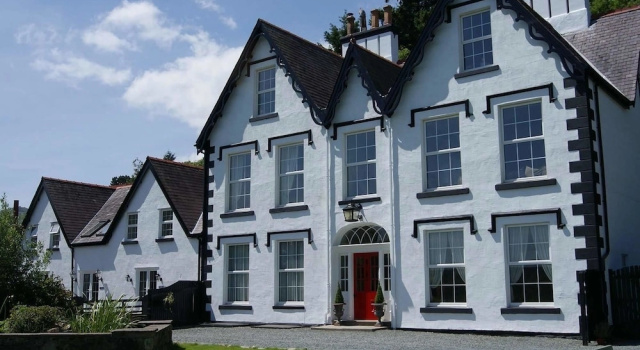 Coed Mawr Hall Bed & Breakfast, Забронировать Отель «постель и завтрак» Конуи 