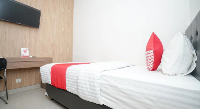 Номер Standard OYO 343 Lawang15 Syariah