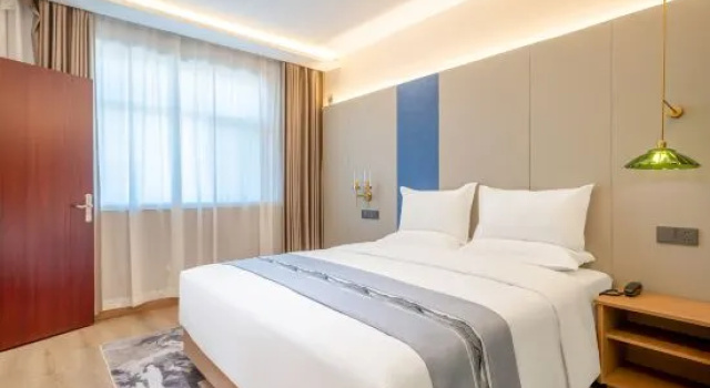 Люкс Holiday Inn Bali (Lanzhou Xigucheng High speed Railway Station)