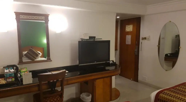 Двухместный номер Executive Ramee Guestline Hotel Dadar