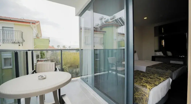 Номер Comfort Blue Serenity Hotel