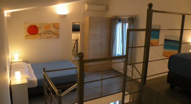 Семейный номер Standard Дуплекс с балконом и с видом на море Zathea Apartments