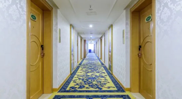 Vienna International Hotel (Beihai Hepu Hesi Shougang Branch), Забронировать Отель Недорогие отели Бэйхай, недорогие