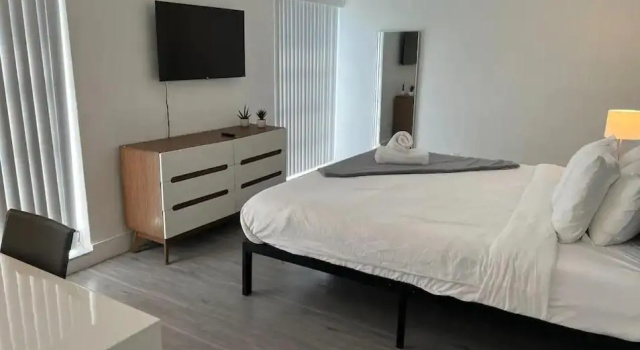 Апартаменты с 2 комнатами Designer River View Apartments