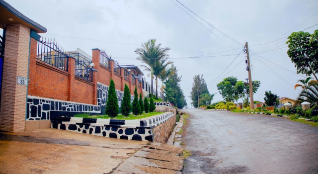 Sunflower Homes Villa, Rezerwuj Willa Wille w Nyarugenge, Willa