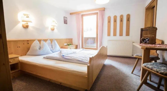 Alpenhotel Schlickeralm, Foglalás Szálloda Telfes im Stubai Stubaital