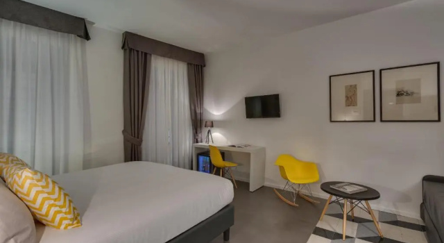 Четырёхместный номер Standard Navona Theatre Hotel