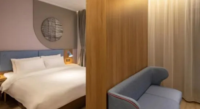 Люкс Homeinn · neo (Ziyang Lezhi Wenmiao Street)