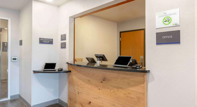 Extended Stay America Select Suites - Omaha - Southwest, Забронировать Отель Омаха штат Небраска