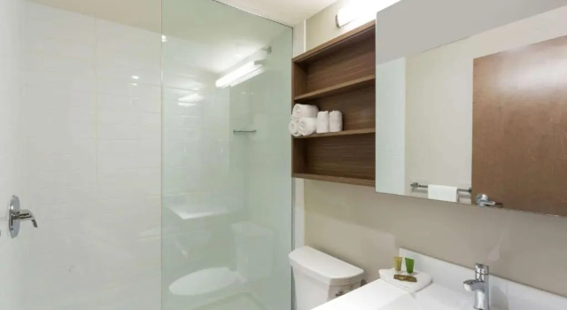 Номер Economy Microtel Inn and Suites by Wyndham Kitimat