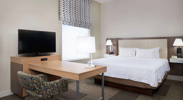 Hampton Inn & Suites Rogers, Rezerwuj Hotel Rogers Minnesota