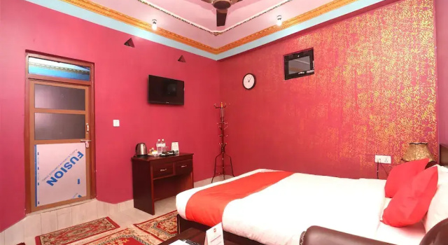 OYO 711 Hotel Mustang Plaza, Đặt Khách sạn Bandipur Gandaki Pradesh Province