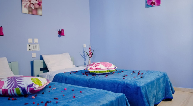 Galini Holidays, Rezerwuj Hotel Hotele w Retimno z basenem, Basen