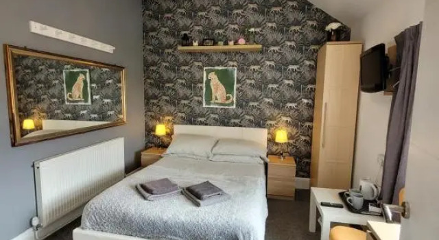 Room@87, Забронировать Отель Элсмир-Порт Чешир