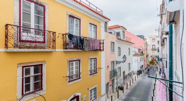 Santa Catarina Lisbon Stay, Забронировать Отель Мизерикорди Лиссабон, рядом с Bica Elevator