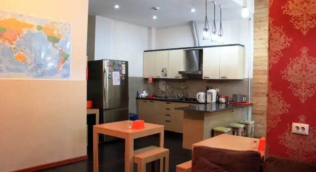 Номер Economy Envoy Hostel and Tours
