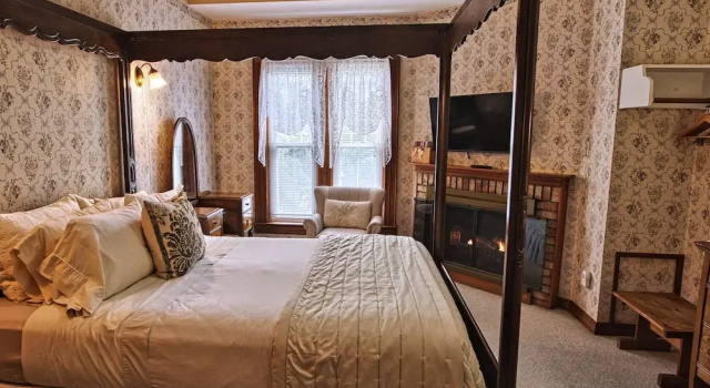 Номер Standard Rockwell Falls Inn and Wine Bar