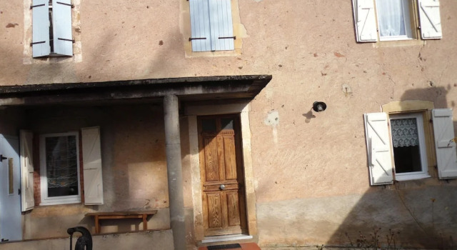 House With 2 Bedrooms in Puycelsi, With Wonderful Mountain View and En, Rezerwuj Dom wakacyjny Wille w Tarn, Willa