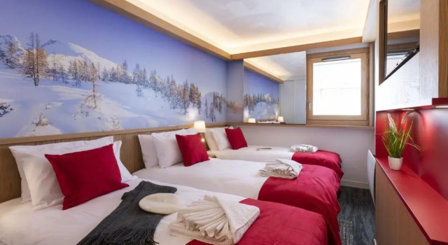 Hôtel Club MMV Plagne 2000, Забронировать Отель Отели Эм-ла-Плань с парковкой, Парковка