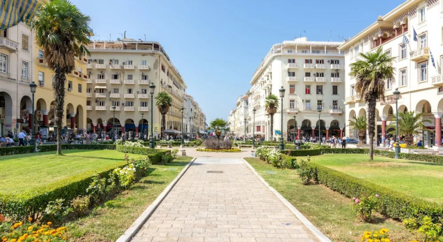 Sanders Old Port - Charming 1-bdr. Apt. w/ Balcony, Забронировать Апартаменты/квартира Апартаменты Салоников, Апартаменты/квартира
