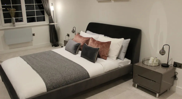 Luxury 1 Bed Apartment In The Heart Of Rochester, 예약 아파트 로체스터 Kent