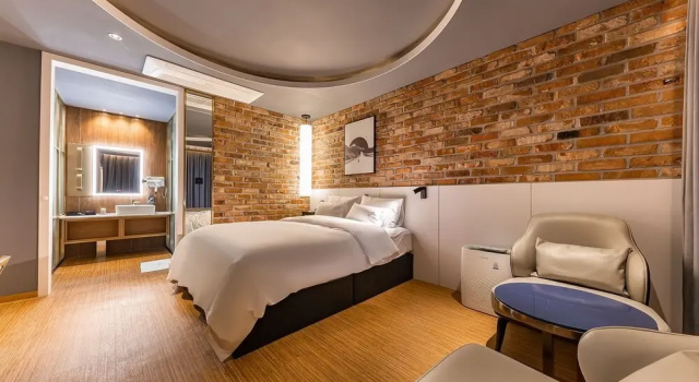 Dangjin Newcastle Hotel, Забронировать Отель Намьянг Кёнгидо