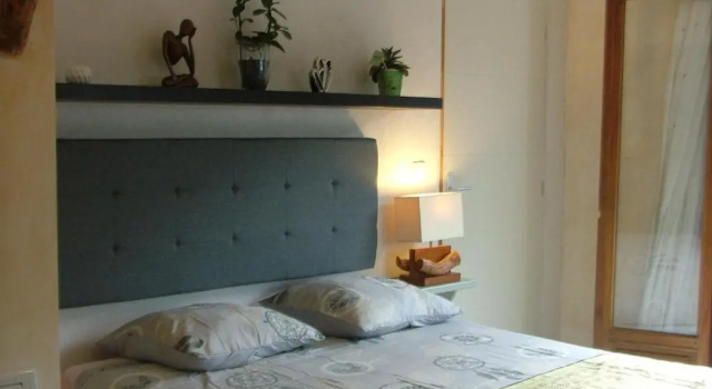 le frangipanier, Rezervovat Hostel Le Barroux 