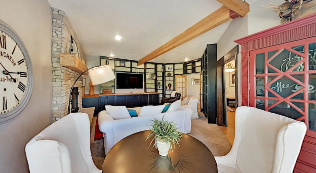 Jeremy Ranch : Hot Tub, Garage & 2 Kitchens 5 Bedroom Home, Забронировать Дом для отпуска Коттеджи Брайтона, Коттедж