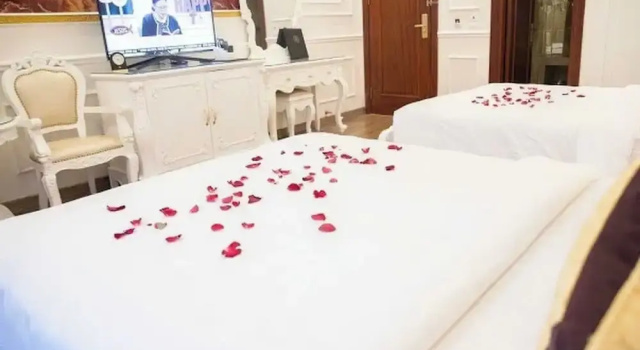 Номер Classic Gold Business Hotel