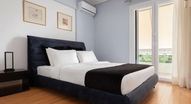 Athenian Riviera Executive Apartment
