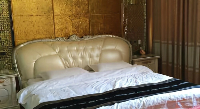 Shimian Century Business Hotel