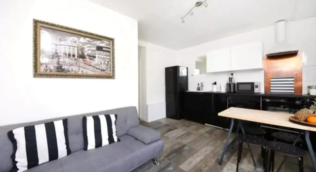 Modern Apartment That Sleeps 2, Забронировать Апартаменты/квартира Тауэр-Хэмлетс Лондон, рядом с Станция метро Wapping