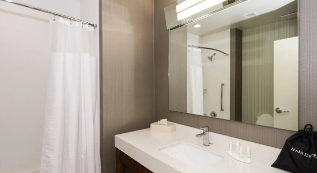 Четырёхместный номер Standard Courtyard By Marriott Fayetteville Fort Bragg Spring Lake
