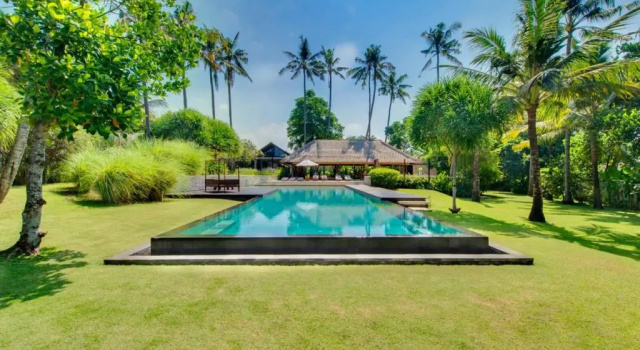 Вилла с 5 комнатами Villa Samadhana